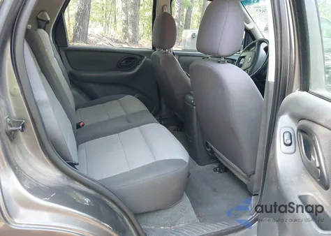 2006 Ford Escape Xls/Xls Manual from USA, damaged, VIN 1FMYU92Z46KA72724